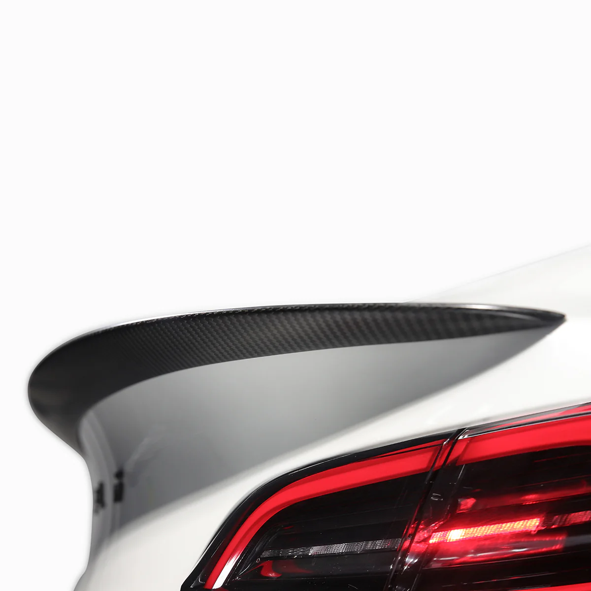 Real Carbon Fiber Performance Spoiler for Model 3/Y - Image 8